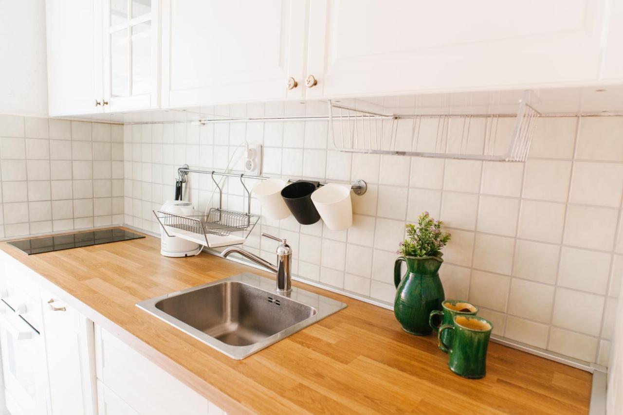 Charming Apartments With Garden โบล ภายนอก รูปภาพ